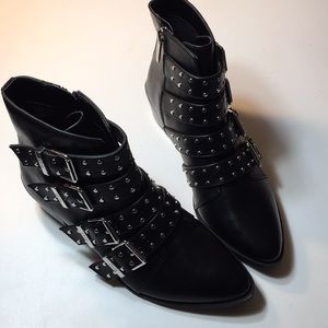 Sam Edelman multibuckle studded pointed shoe